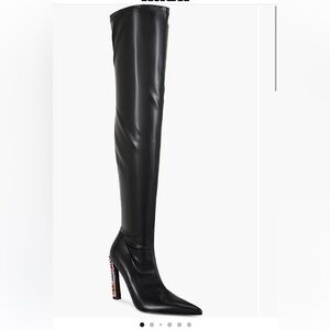 AZALEA WANG‼️‼️
Cosmic Bling Over the Knee